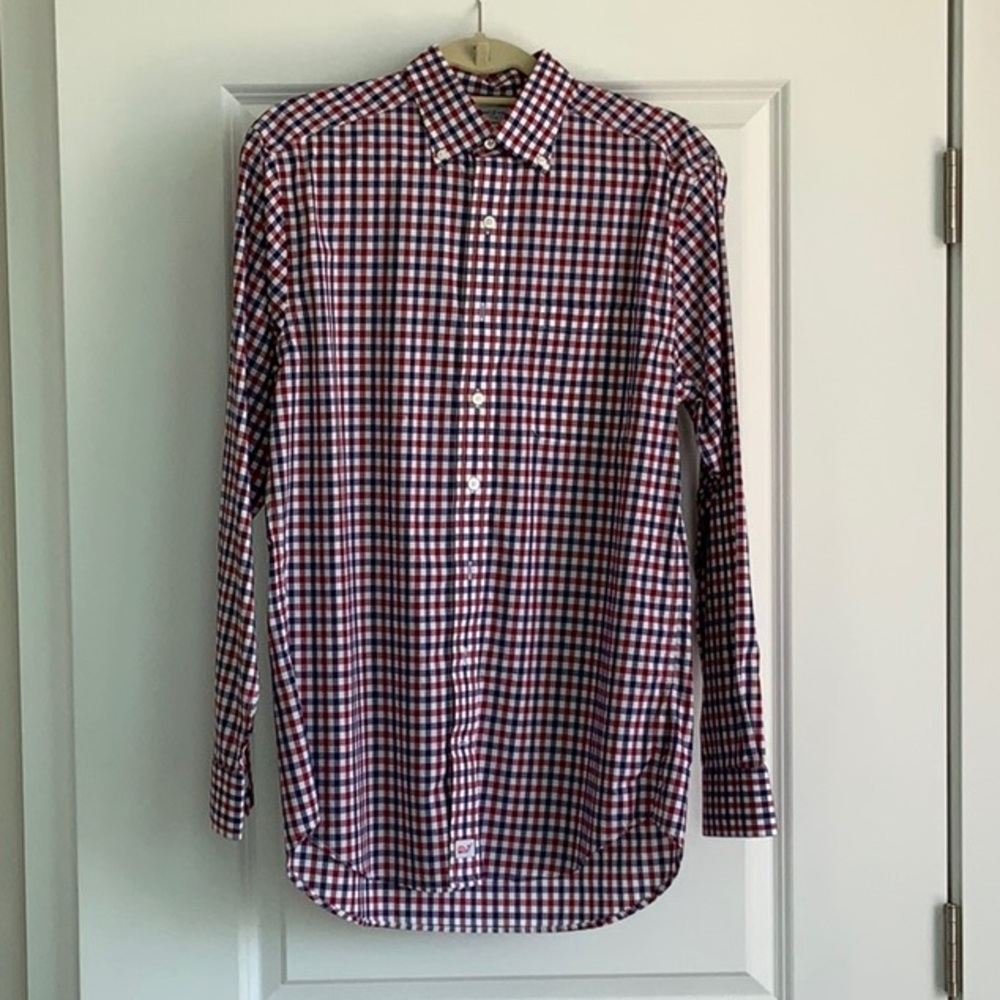 Vineyard Vines  Red/White/Blue Medium Buttondown
